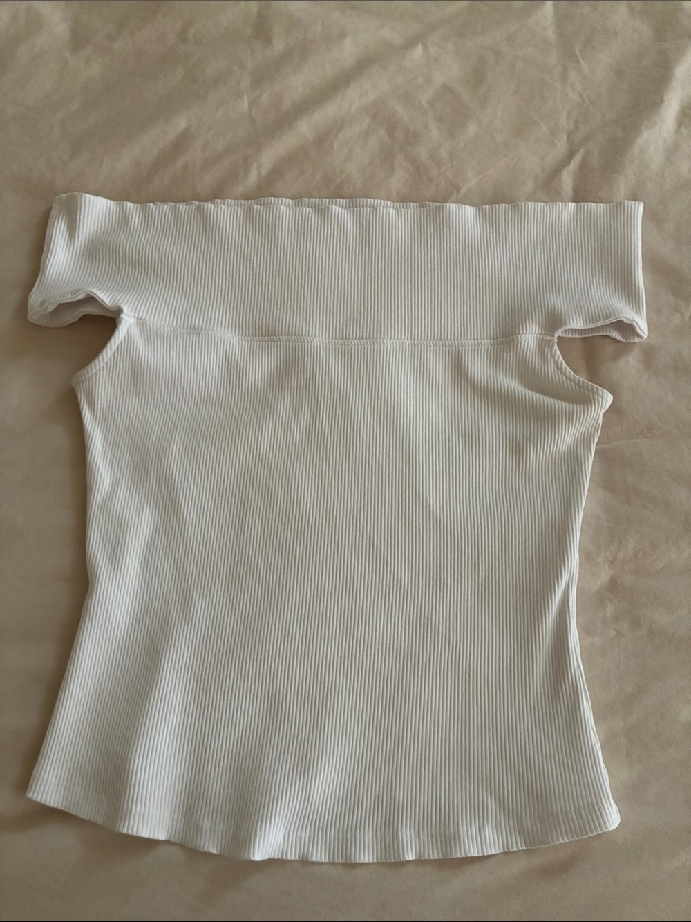 Mango Off-Shoulder Ribbed Top in White - Picture 3 of 4